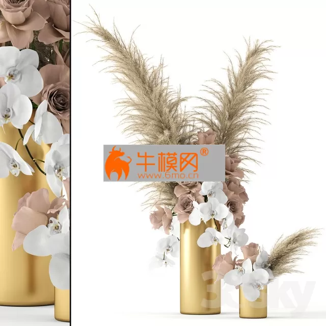 Pale roses and Co in brass vases – 6644