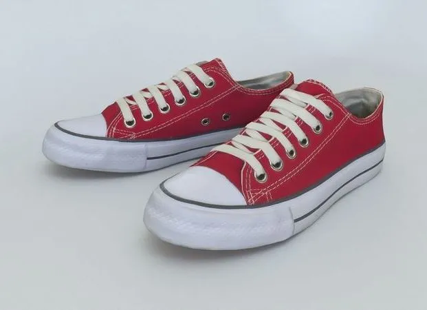 PBR Game 3D Models – Converse pair of sneakers
