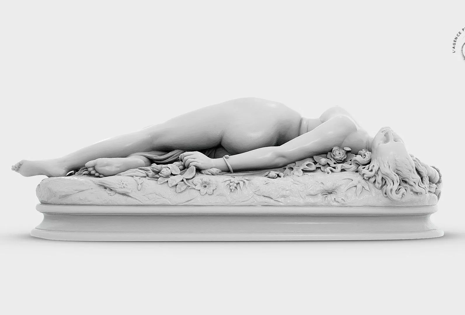 PBR Game 3D Models – Femme Piquee Par Un Serpent Clesinger