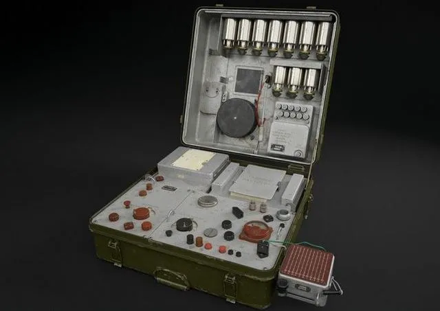 PBR Game 3D Models - Soviet Spy Radio Set R-350M